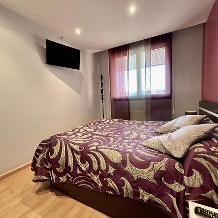 Apartamentos Ciudad Del Calzado Arnedo Ngoại thất bức ảnh